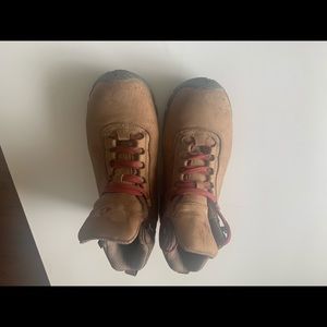 VASQUE Ultra Dry Waterproof Hiking Boots Size 7.5